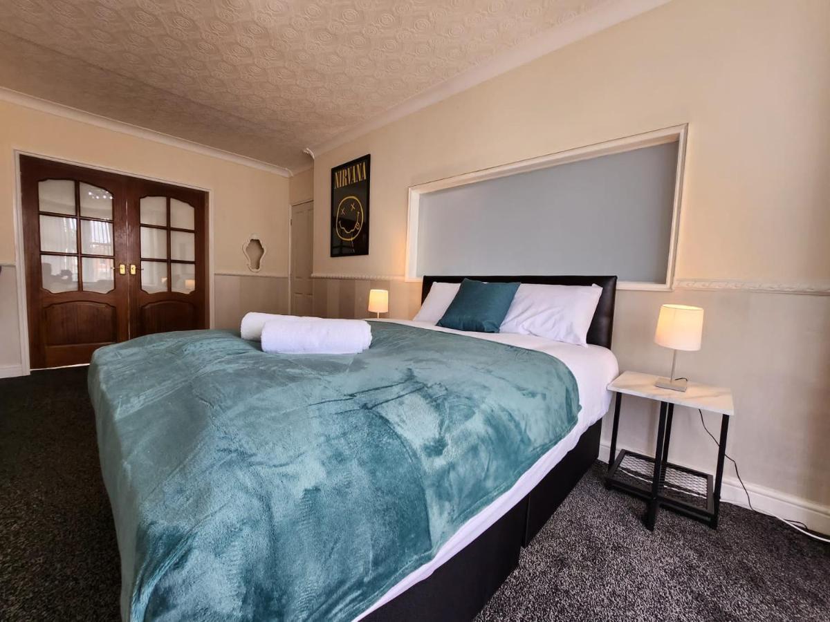 Sheldon Shared House Hotell Solihull Exteriör bild