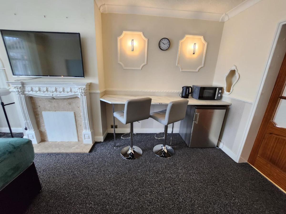 Sheldon Shared House Hotell Solihull Exteriör bild